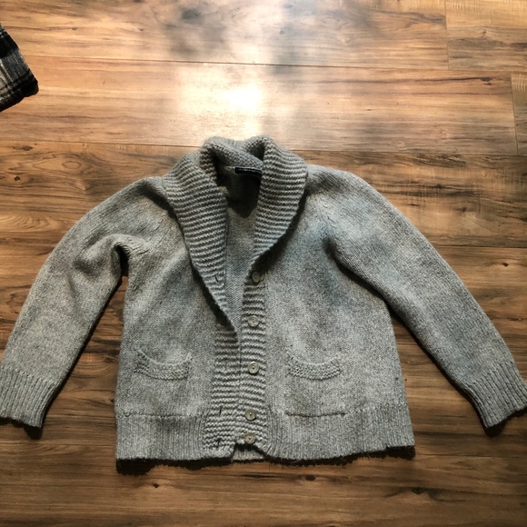 Brandy Melville Grey Cardigan - Picture 1 of 3